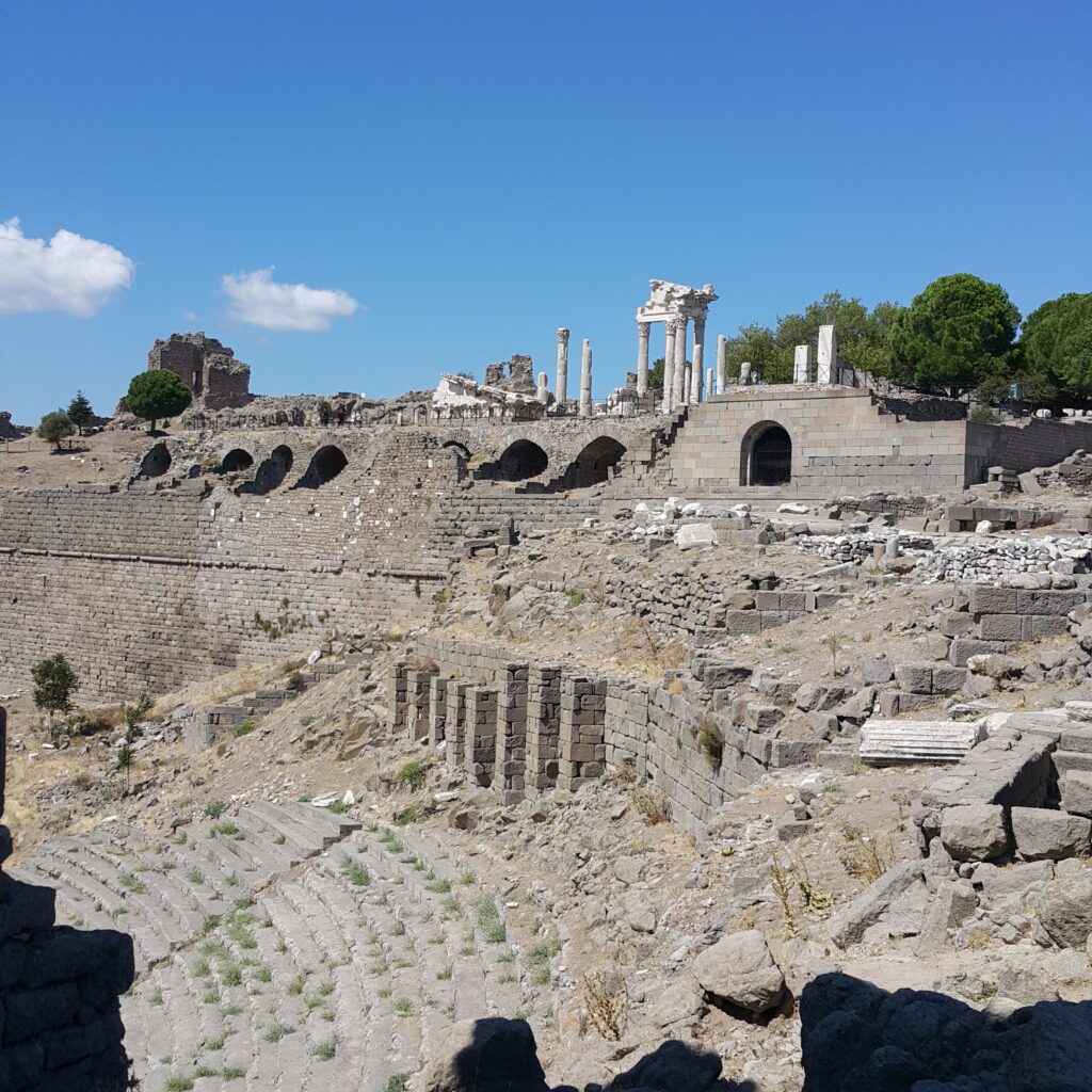 pergamon acropolis